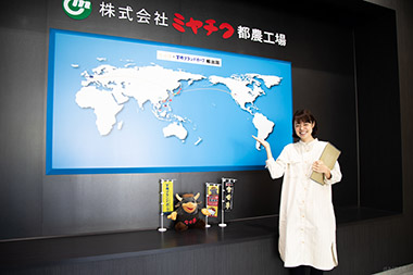 作業はご主人と、二人三脚。