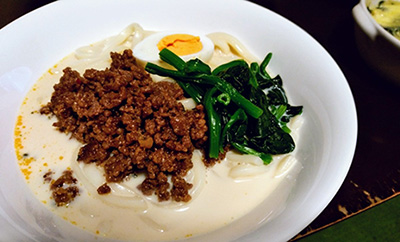 豆乳麻婆担々麺