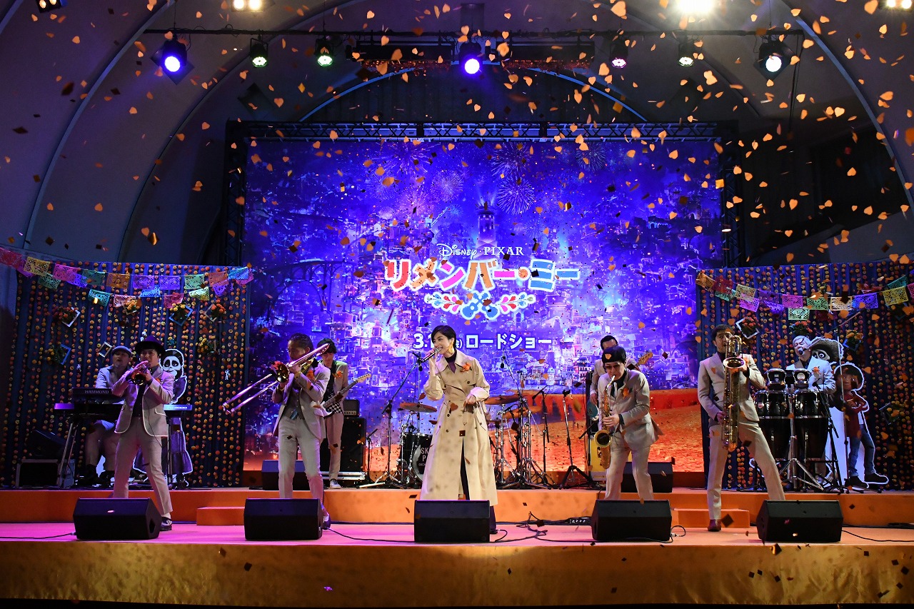 シシド・カフカさんの「ラテンを感じるプレイリスト」 | LOVE