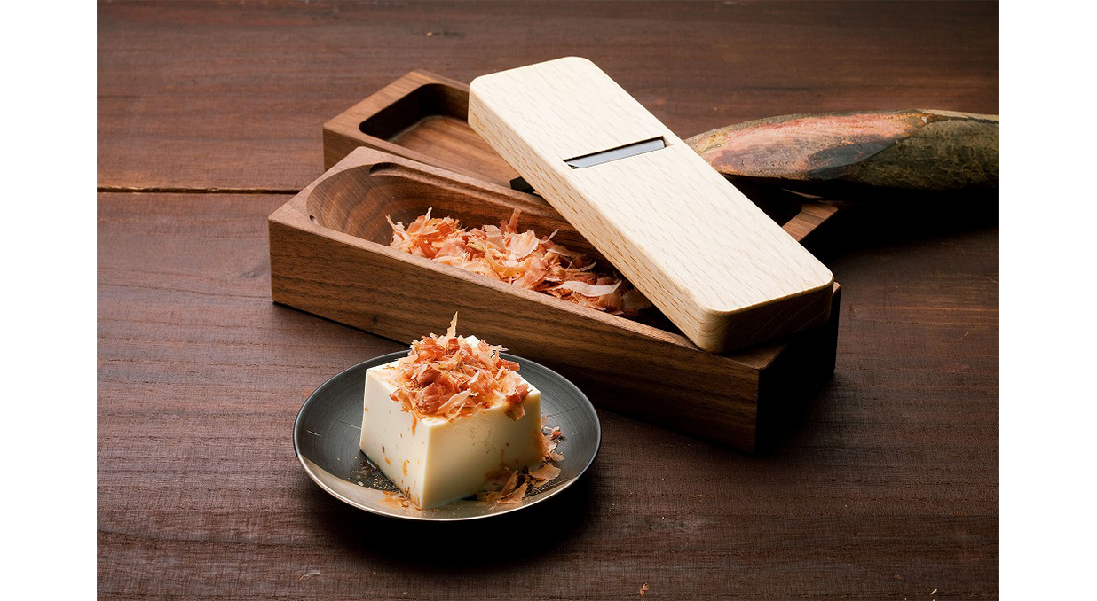 m*i様 フヂイ麺機 S型 削り節機 立型 電動鰹節削り機