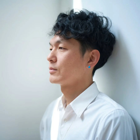 石井健介