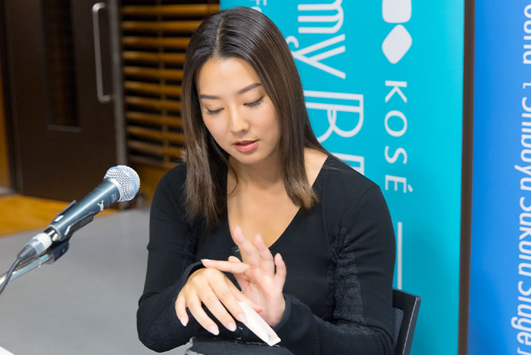 写真：introduce by SUMIRE & HIROMI