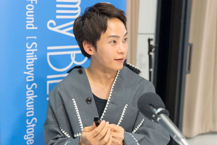 写真：introduce by SUMIRE & HIROMI