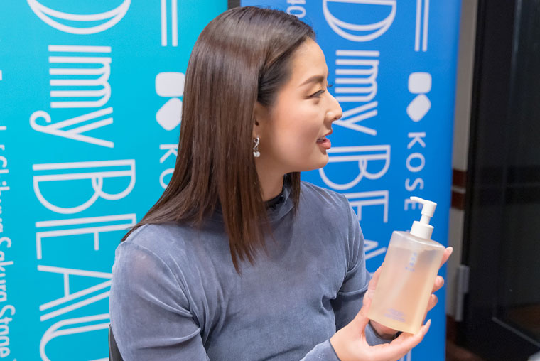 写真：introduce by SUMIRE & HIROMI