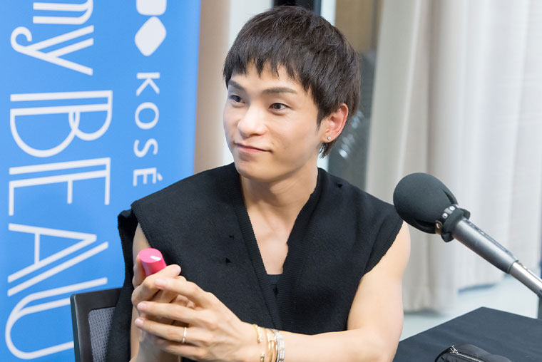 写真:introduce by SUMIRE & HIROMI