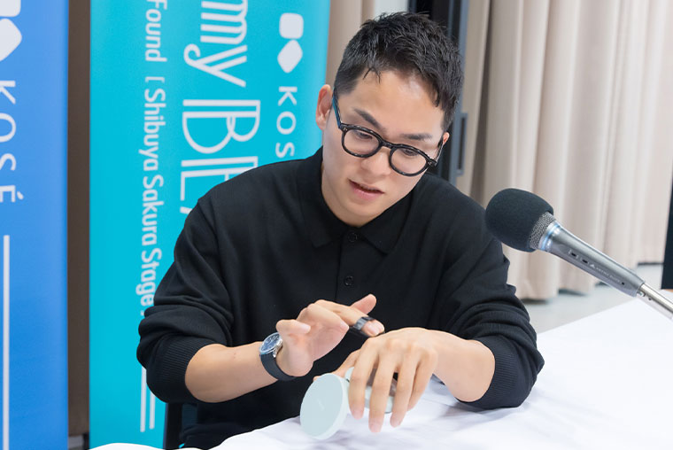 写真：introduce by SUMIRE & HIROMI