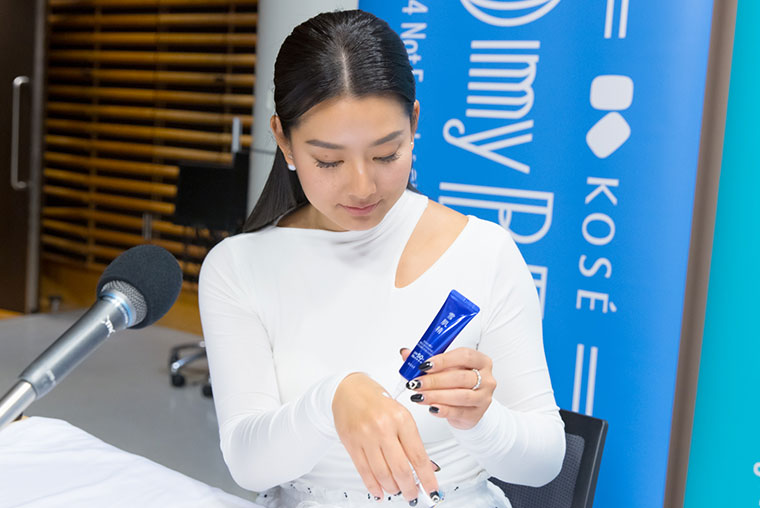 写真:introduce by SUMIRE & HIROMI