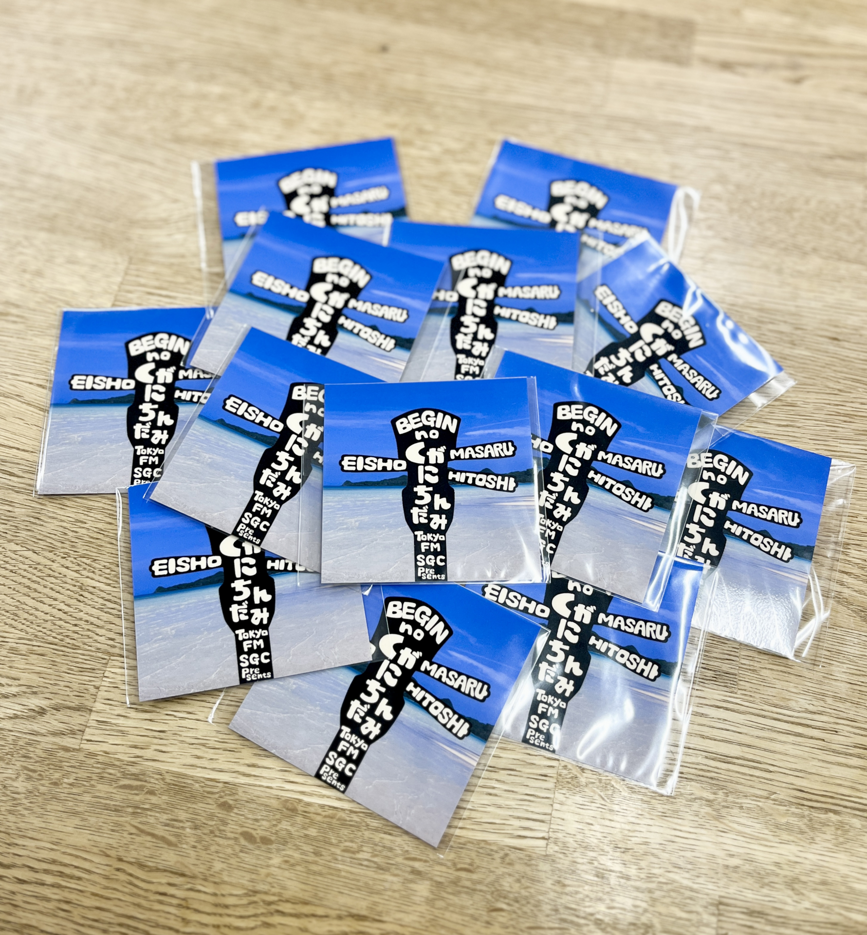 ＼\ MADE IN 石垣！番組ステッカー完成!! /／