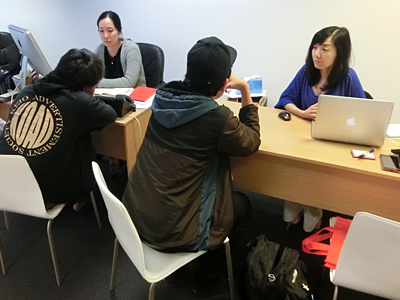 �I�[�X�g�����A�؍݋L