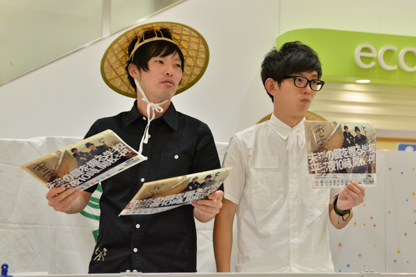 64_aze4960s.jpg 64_aze4960s.jpg