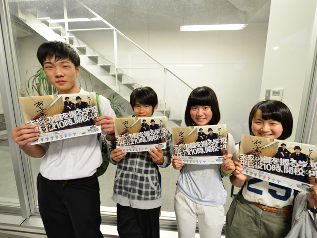 _aza6619m.jpg _aza6619m.jpg