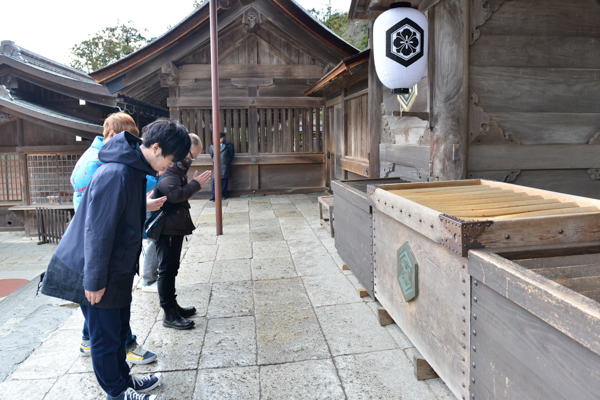 _aze6090_s.jpg _aze6090_s.jpg