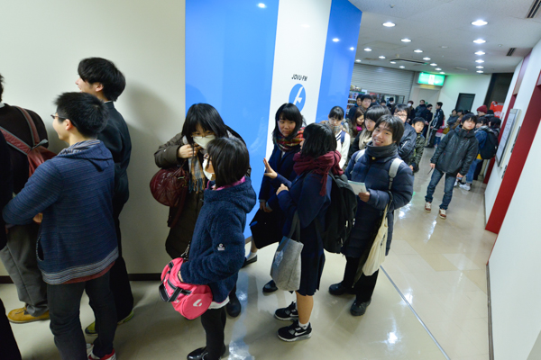 _aze6386_s.jpg _aze6386_s.jpg