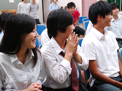 �N���[�vLOCKS!