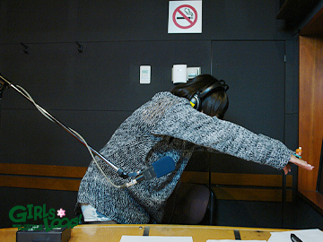 �k�T����