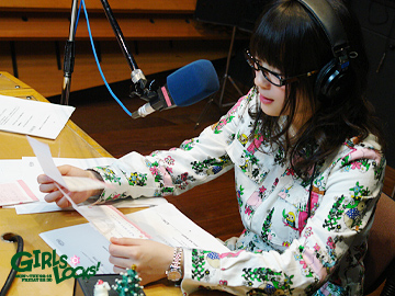 �k�T����