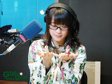 �k�T����