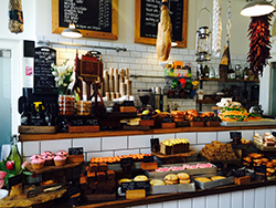 カフェ＆デリも充実のサマセットハウスで、極上ロンドンを満喫♪main画像