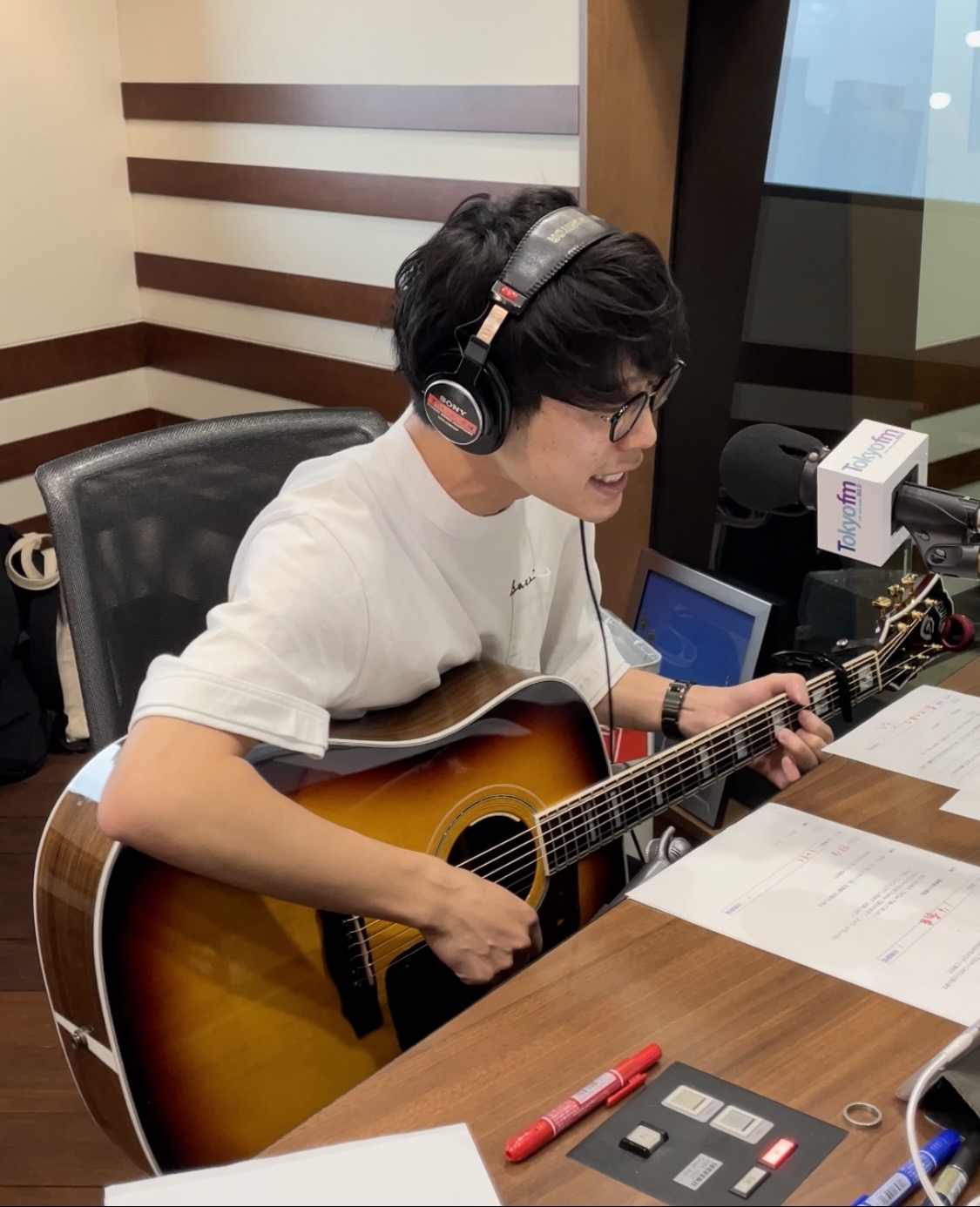 1007 川崎鷹也さん写真①