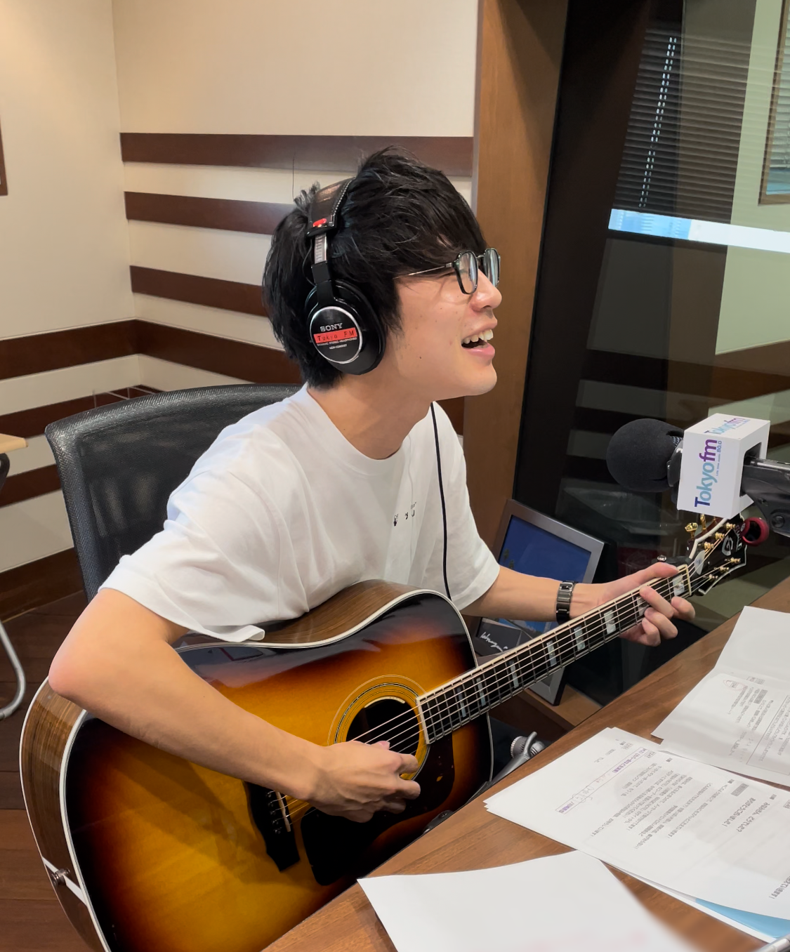 1021 川崎鷹也さんお写真