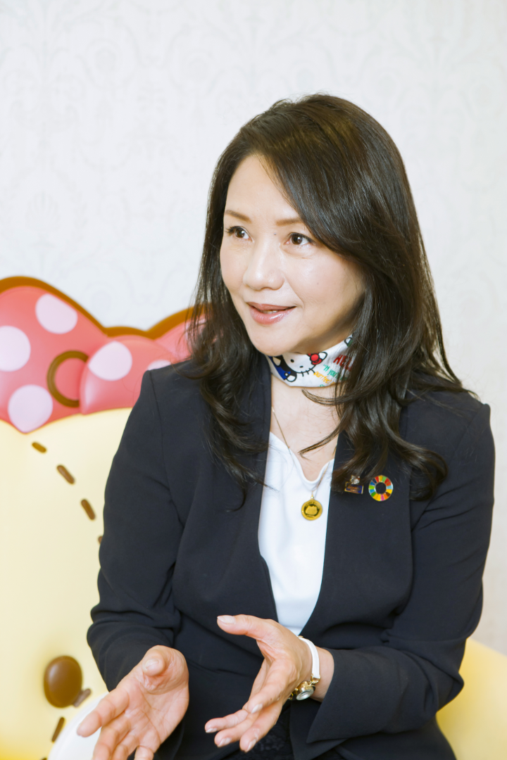 株式会社サンリオエンターテイメント代表取締役社長 小巻亜矢さん 第2回未来授業 Vol.2145