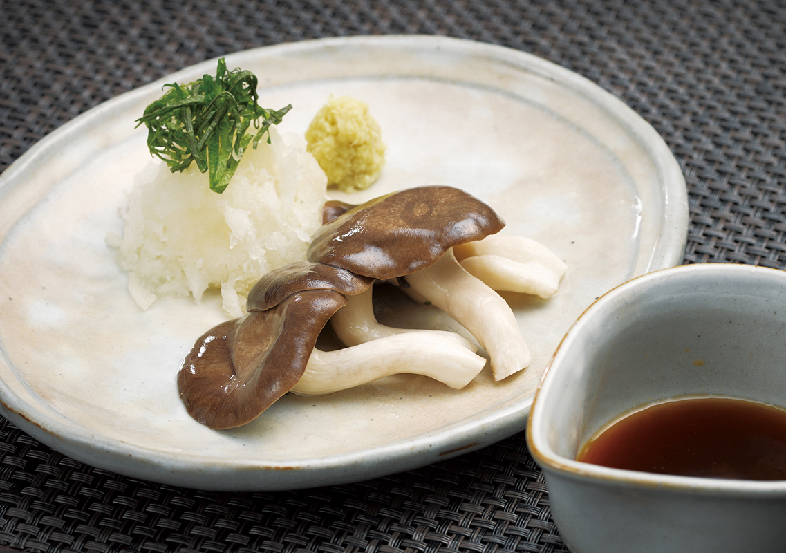 霜降りひらたけの酒蒸し おろし添え