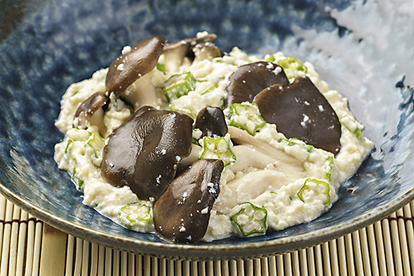 霜降りひらたけとオクラの滑らか白和え