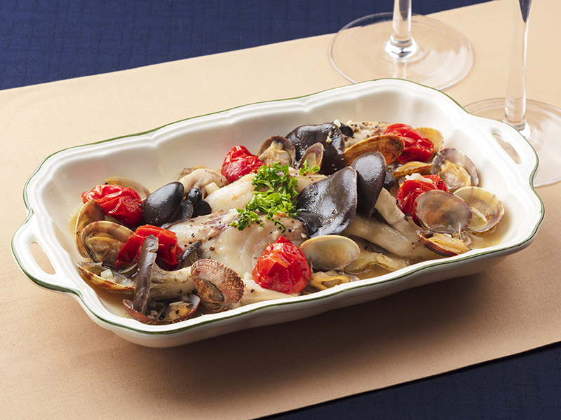 霜降りひらたけと魚介のアクアパッツァ