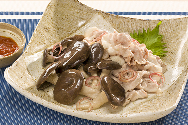 霜降りひらたけと豚肉のしゃぶしゃぶ