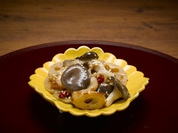 霜降りひらたけと蓮根のきんぴら