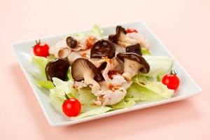 霜降りひらたけと豚しゃぶサラダ