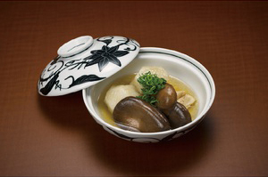 霜降りひらたけと里いもの煮物