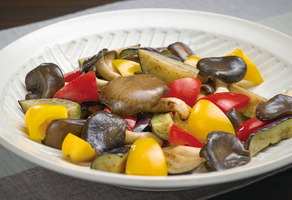 霜降りひらたけと彩り野菜の甘酢炒め