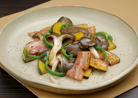 霜降りひらたけとかぼちゃのバター炒め